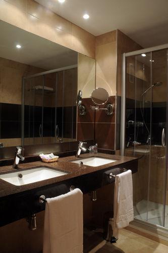 Hotel Amaris Cihampelas 2*